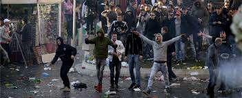 Napoli-Feyenoord...incidenti nonostante il divieto di trasferta per i tifosi olandesi...