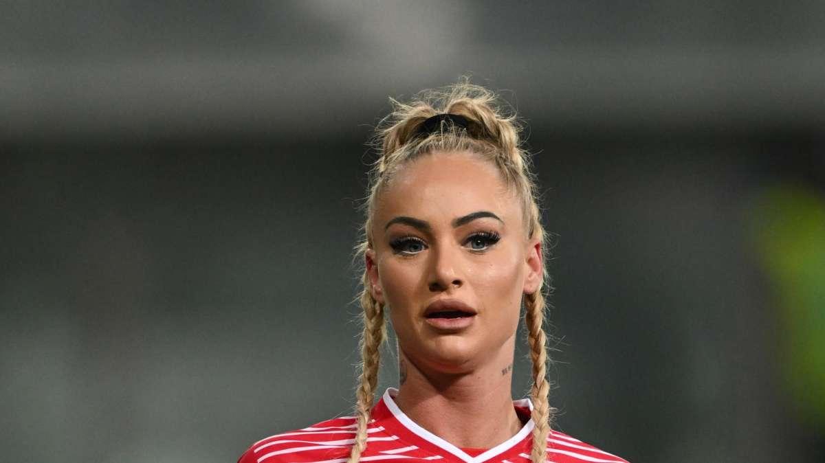 Alisha Lehmann la giocatrice da 16 milioni di followers giocherà in Italia, ecco dove