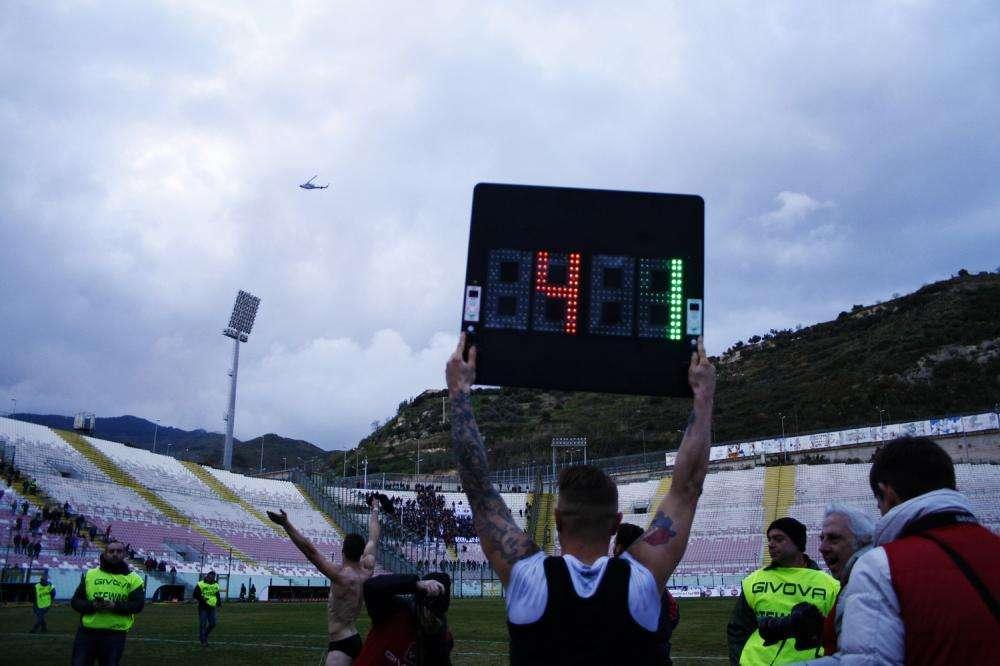 Anche in Serie A ed in Serie B potrebbero aumentare le sostituzioni.