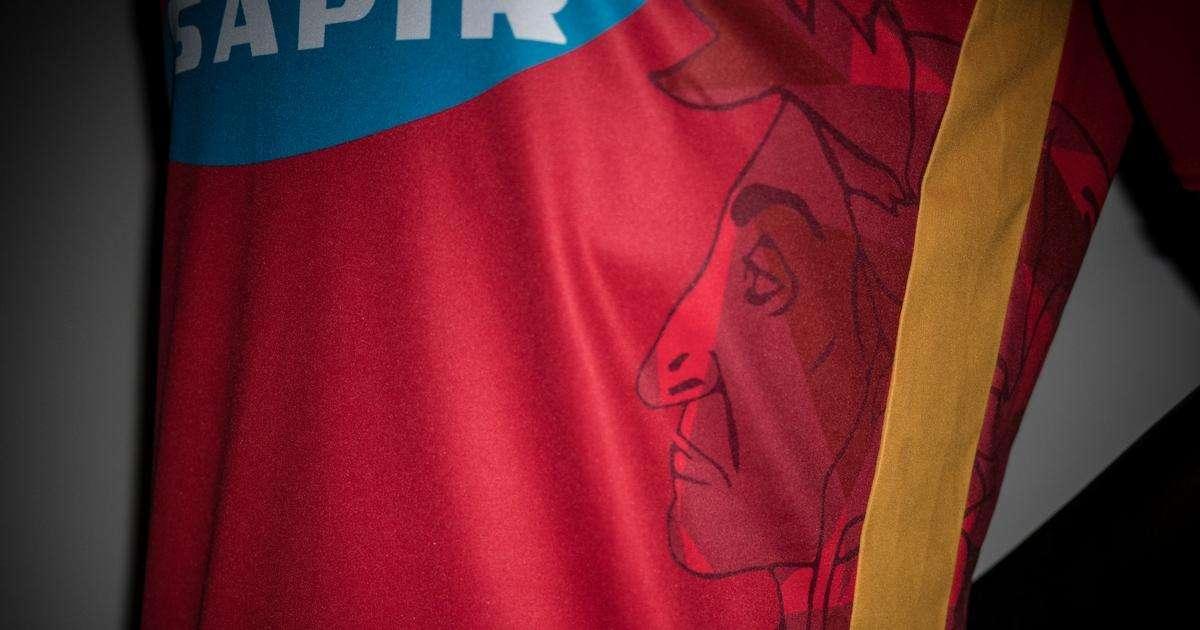 Il Ravenna dedica a Dante la sua prima maglia ufficiale
