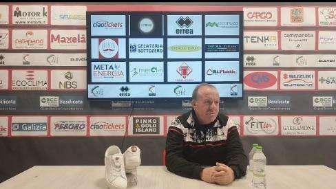Potenza, mister Arleo: "È l'occasione giusta per cercare di vincere e recuperare una posizione in classifica"
