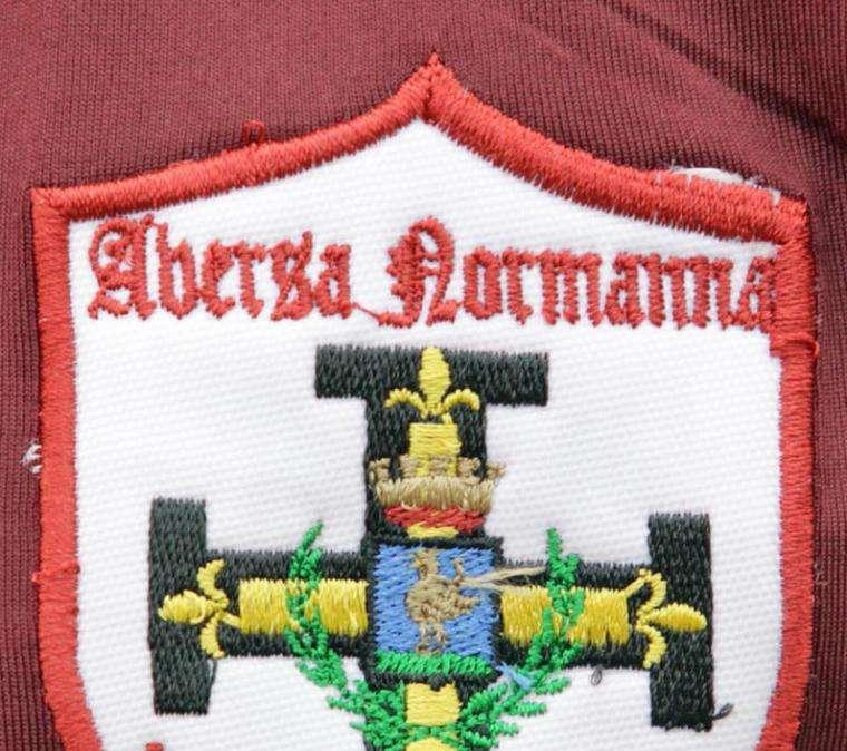 I calciatori dell'Aversa ringraziano il loro presidente...
