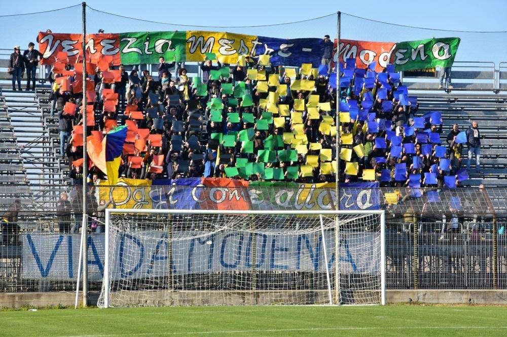 Serie C. Il "festival" delle ammissioni ha inizio... Sarebbero 5 i club in difficoltà...