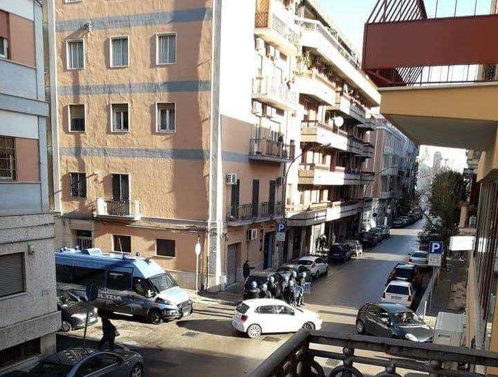 Disordini prima di Foggia-Pescara...