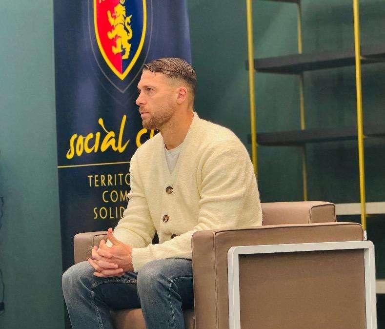 Caturano si lega al Potenza fino al 2027 e... oltre