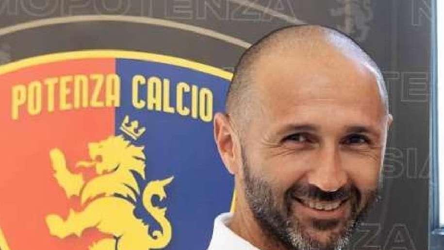 Il ds rossoblù Varrà chiude le porte alla cessione di Caturano: "Resta a Potenza"
