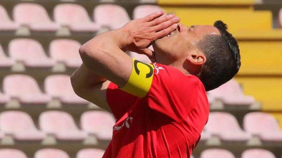 Il saluto di Carlos França: "Ringrazierò per sempre Potenza. Ho dato tanto al Potenza, ma voi mi avete dato molto di più"
