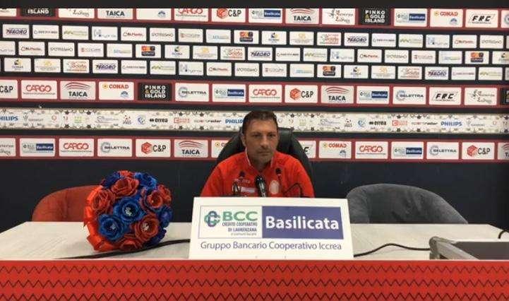 Mister Raffaele: "Affrontiamo una grandissima squadra con tanti valori, un'altra prova affascinante..."