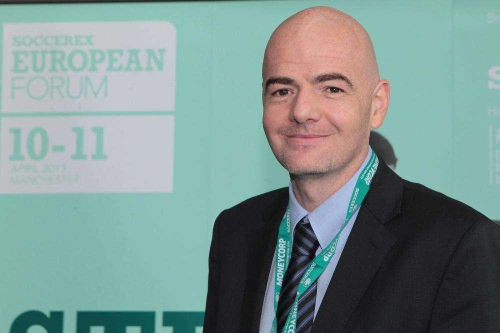 Infantino presidente Fifa: "Non si tornerà a giocare finché la situazione non tornerà normale".
