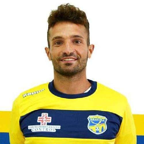 Conferma per un difensore in casa Gravina.