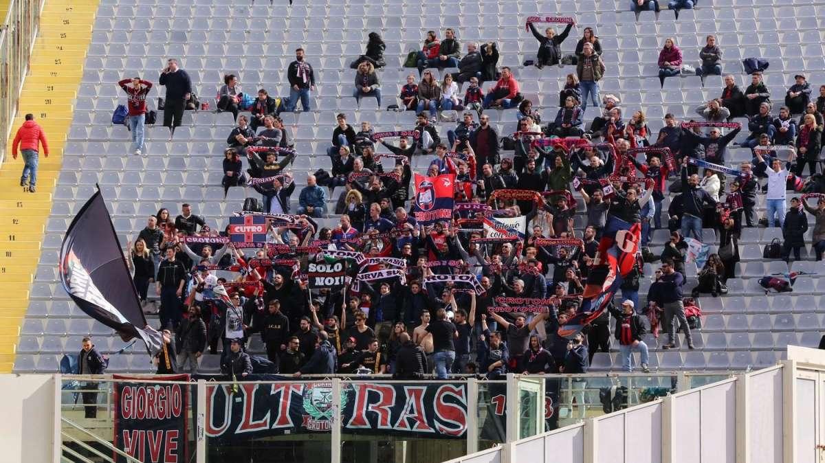 Potenza-Crotone, ecco quanti biglietti sono stati venduti nel settore ospiti