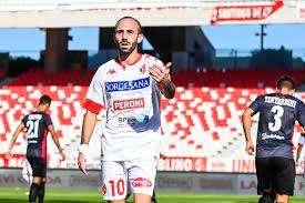Qui Bari, Marras lavora a parte