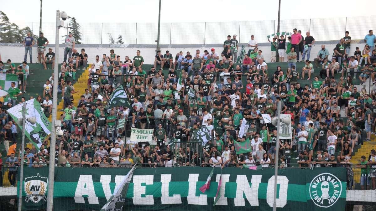 Per la sfida play off Avellino-Catania di sabato sono attesi oltre 9.000 spettatori