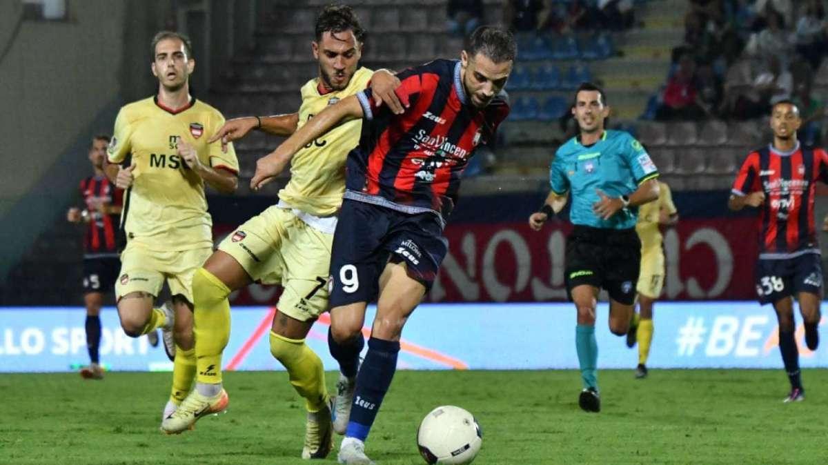 Potenza-Crotone 3-3, la gara vista dalla Calabria