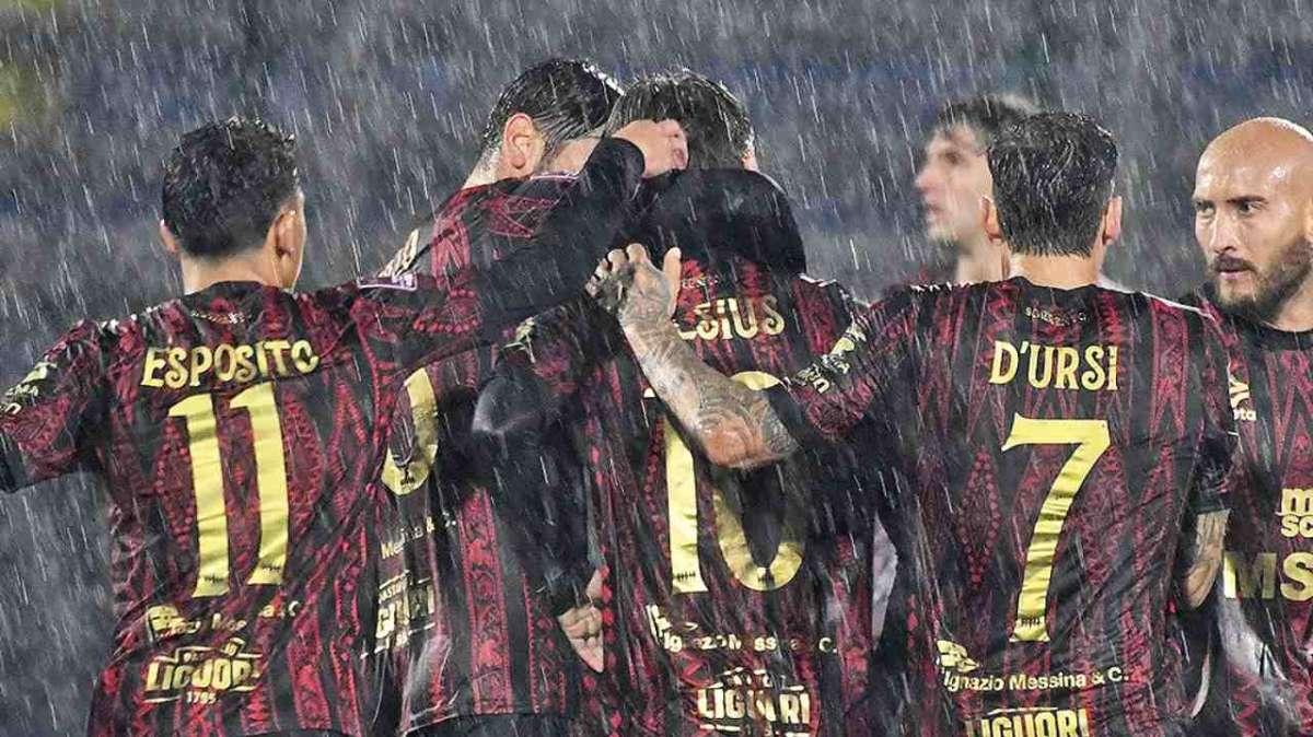 Sorrento, mano pesante della FIGC per i fatti di Trapani: squalificati sette tesserati e multa al club!
