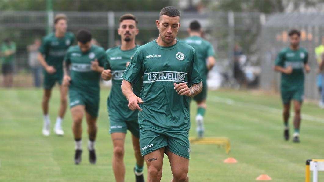 Avellino, saltano in sei la trasferta di Messina: non ci sarà l'attaccante Murano