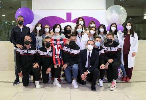 Giornata mondiale della Prematurità, il Potenza dona una maglia al reparto di neonatologia del "San Carlo"