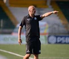 L'Avellino prossimo avversario del Potenza in campionato non cambia allenatore, Taurino resta sulla panchina dei lupi
