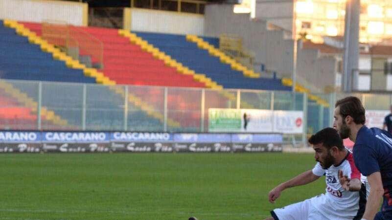 Sale l'attesa per il "classico" di serie D...