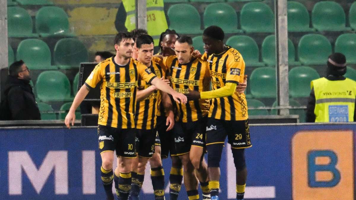 Gli occhi della Procura di Napoli sulla cessione della Juve Stabia