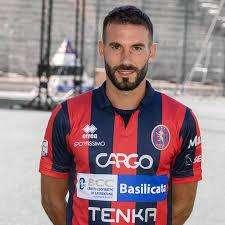 Serie D Girone G, l'ex Potenza Manuel Ricci puó andare alla Paganese