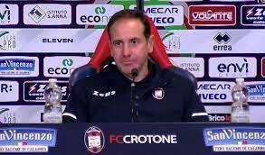 Zauli allenatore Crotone: "Contro il Potenza abbiamo meritato di vincere ma non ci dobbiamo accontentare mai"