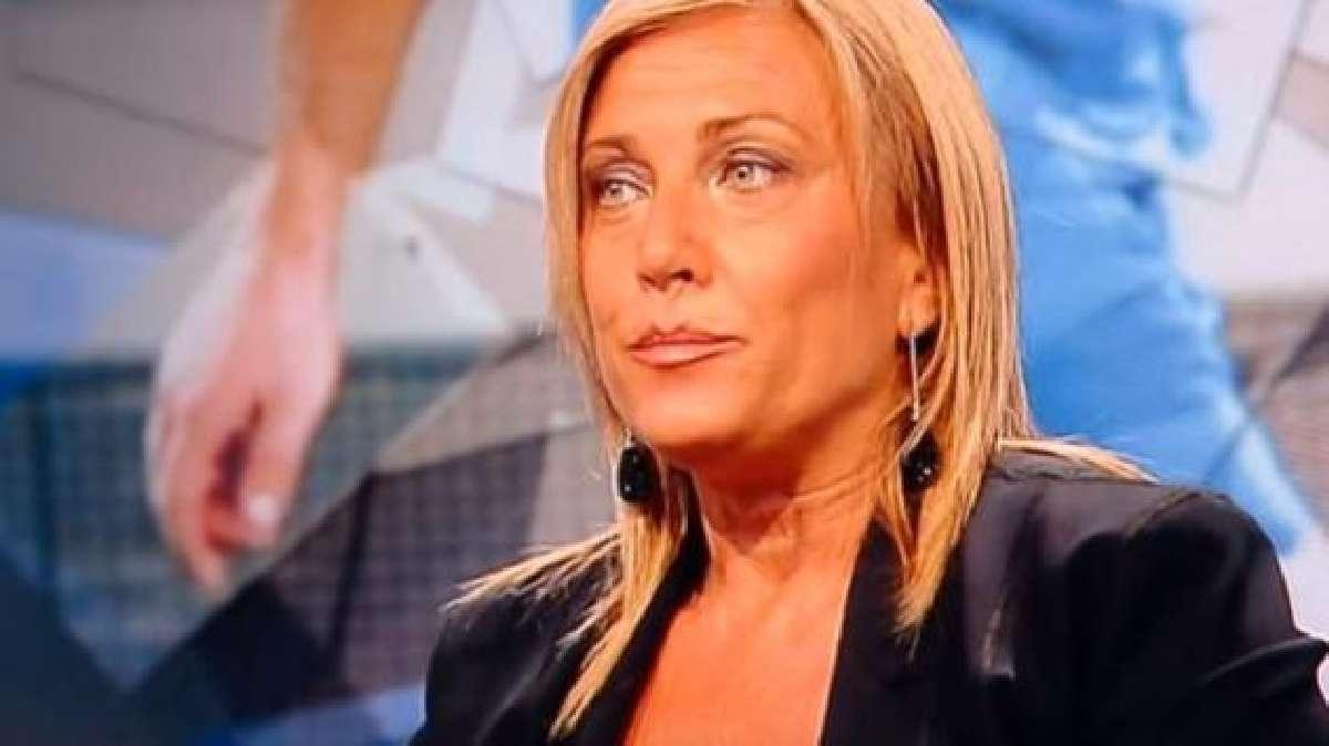 Al Curcio presente la procuratrice del tecnico rossoblù Giuseppe Raffaele