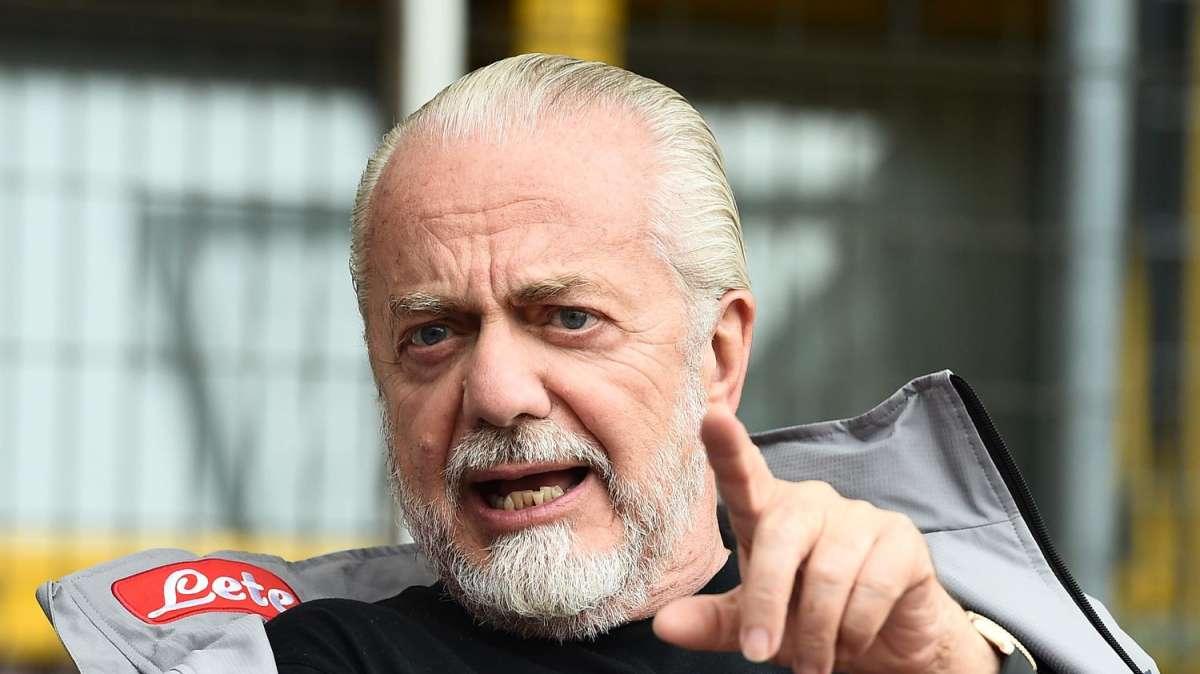 Il Napoli non parla con Dazn? Per la società partenopea arriva una mega multa 