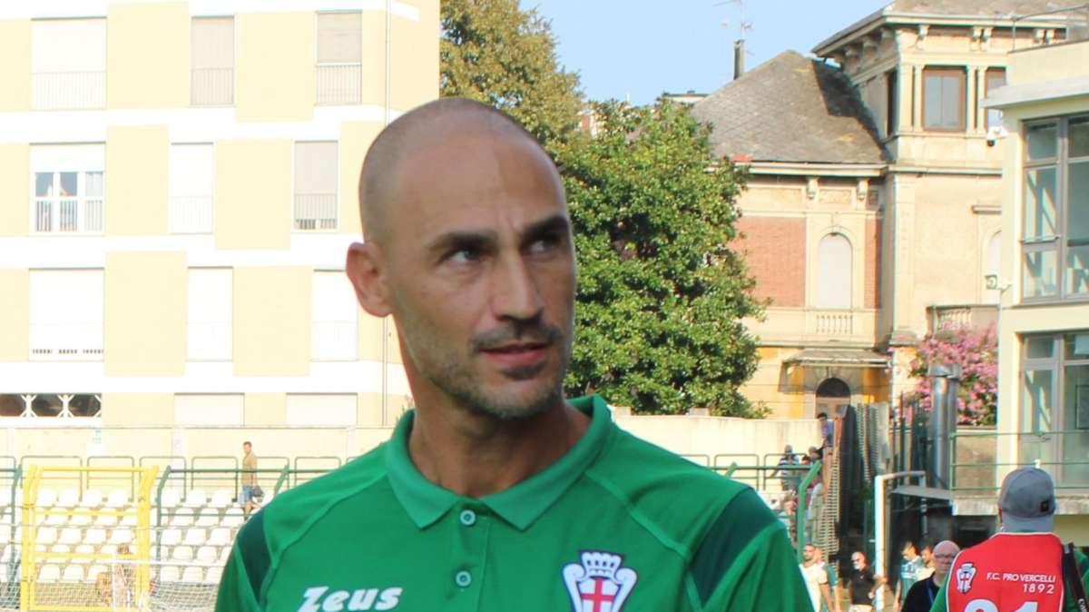 Il Pescara valuta l'esonero di Vivarini e mette nel mirino anche Paolo Cannavaro