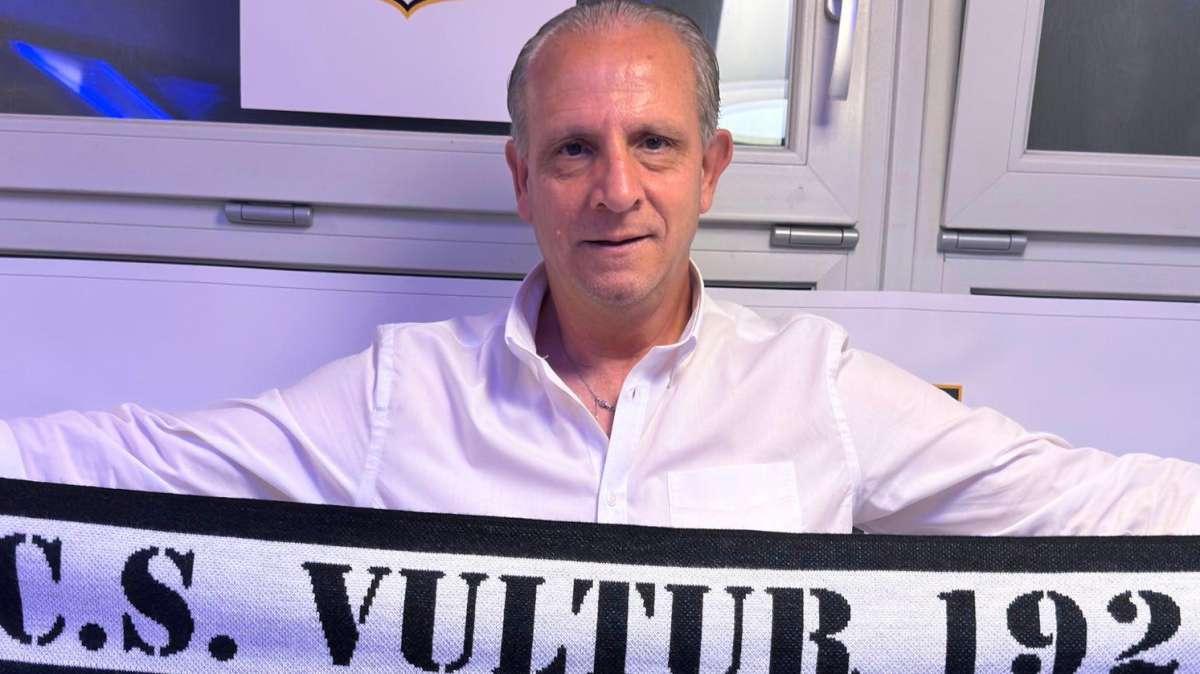 L'ex allenatore del Potenza Sergio La Cava è il nuovo allenatore della Vultur