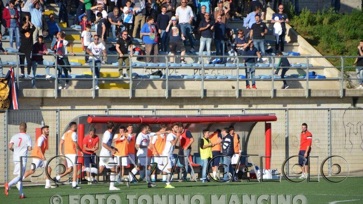 Il Potenza corre verso il delicato match contro l'Herculaneum...