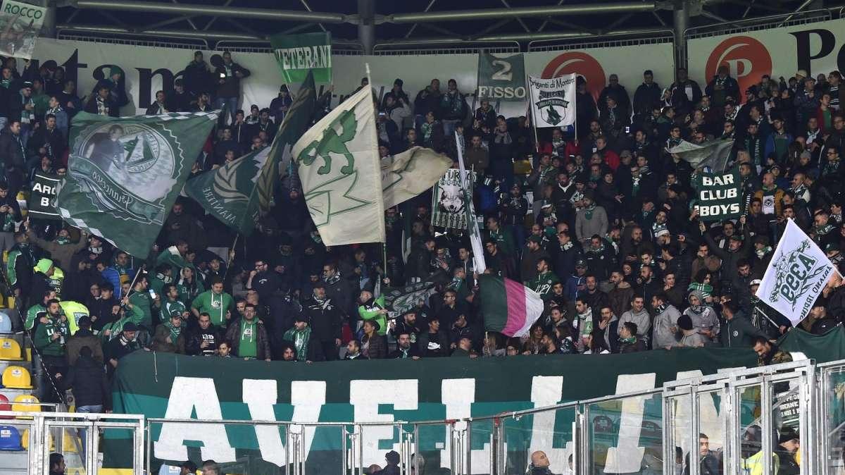 Ad Avellino è già tempo di contestazione