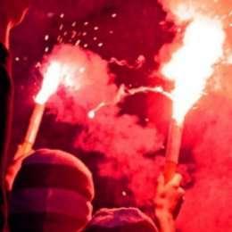 Cinque Ultras in caserma prima del match tra...