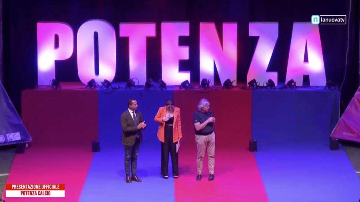 IN SERATA IL POTENZA SI È PRESENTATO A CITTÀ E TIFOSI