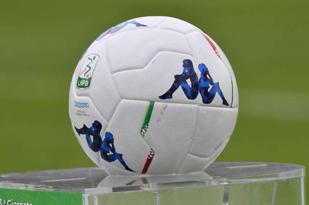 Nuovo giro Nuova corsa...la Serie B resta a 19 squadre...