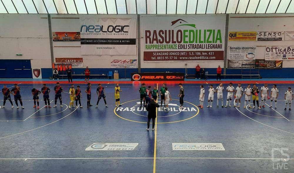 Calcio a 5. Al PalaCampagna tra Bernalda e Potenza finisce in parità