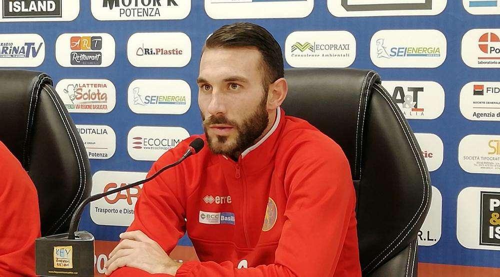 Un calciatore del Potenza si è iscritto al Corso per allenatore UEFA B.