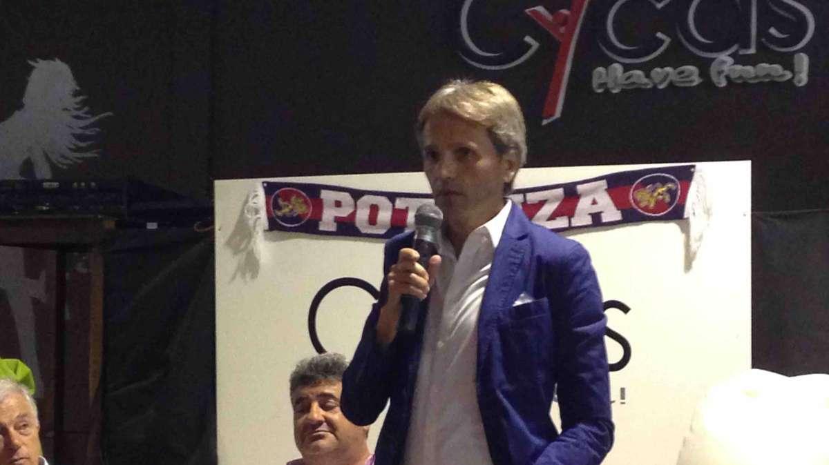 Agovino: "Sono al posto giusto". Flammia alla "Trap": "Non dire gatto se...".