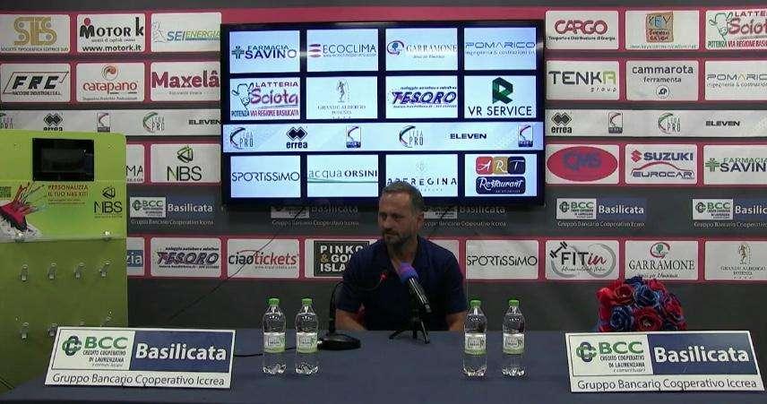 Mister Gallo: "Sono contento, finalmente, di 'trovare' il pubblico. I giocatori, per questo, dovranno esaltarsi"  