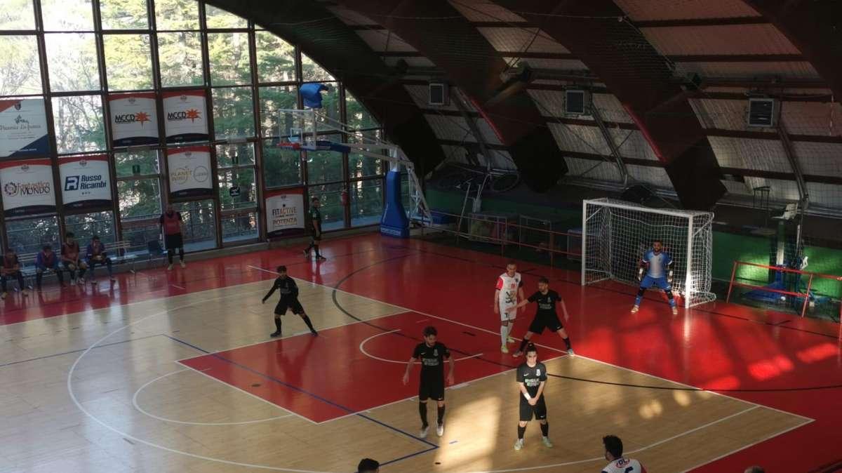 Futsal B. Il Potenza C5 vince e convince, 6-1 all'Asd Junior Domitia