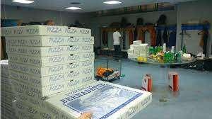 Il retroscena... pronto pizzeria? Il Pescara dopo la vittoria di Potenza ordina pizza per tutti!