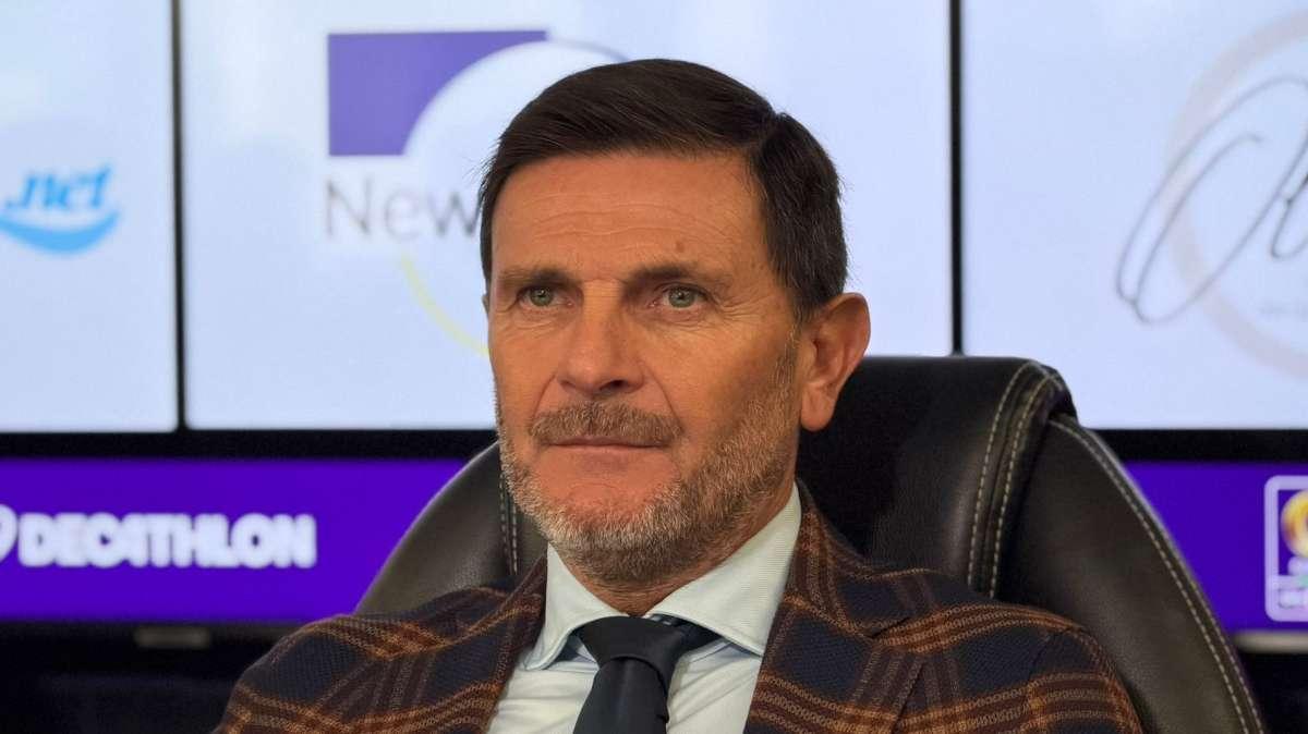 Verso la sfida dell'Arechi. Il ds Di Bari: "La Salernitana è una squadra importante, faremo di tutto per mettere in difficoltà la capolista"