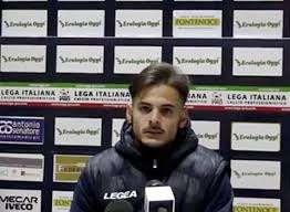 Canotto del Melfi contro il Matera segna un goal da record...