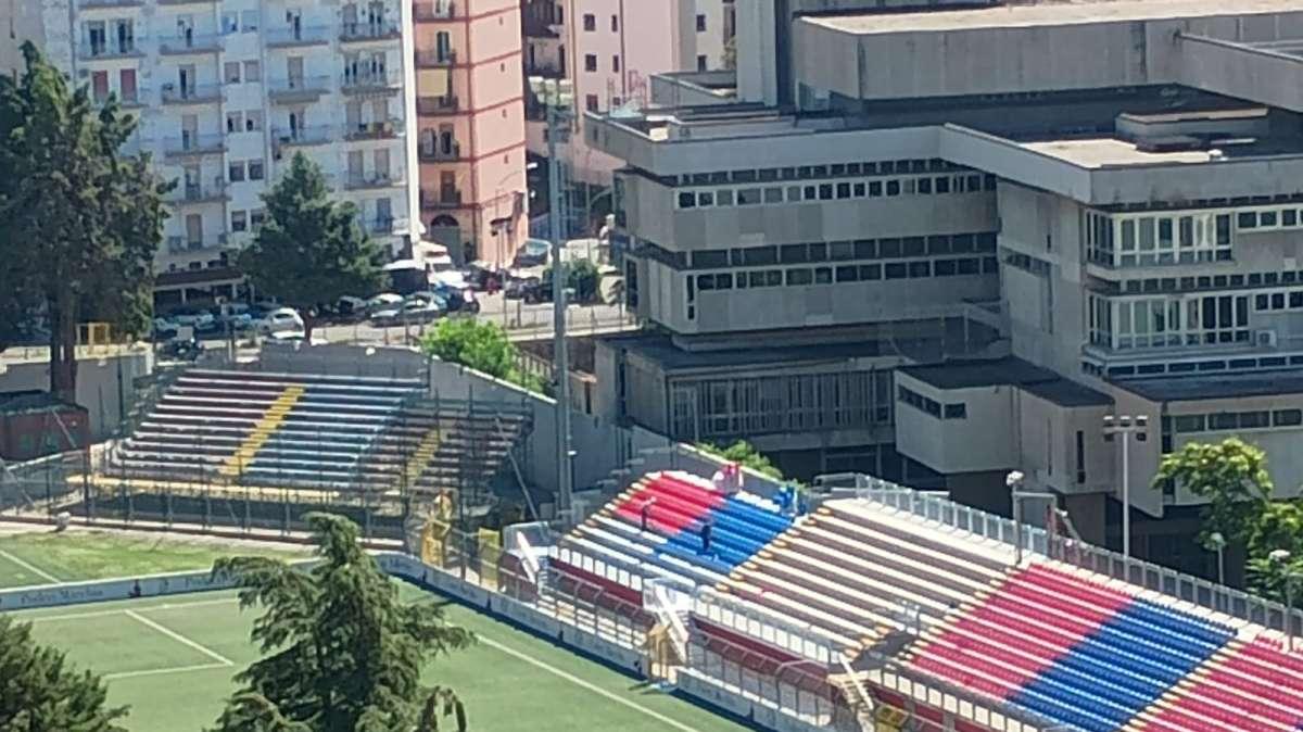 Viviani, si chiude l'affaire "buco", ecco i seggiolini