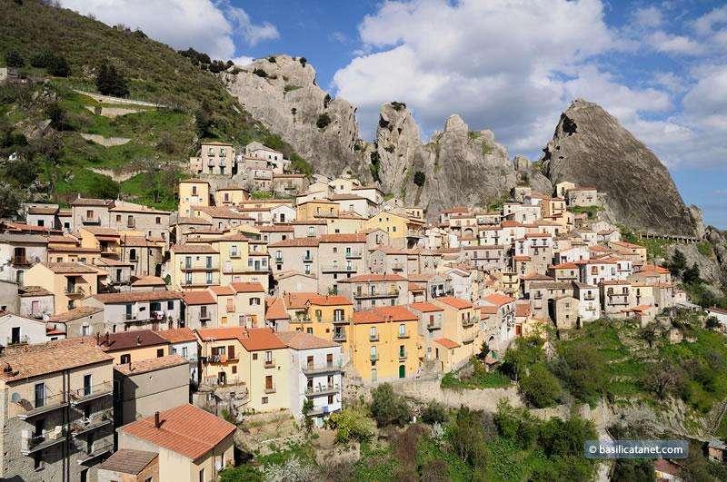 Il Potenza sostiene Castelmezzano...