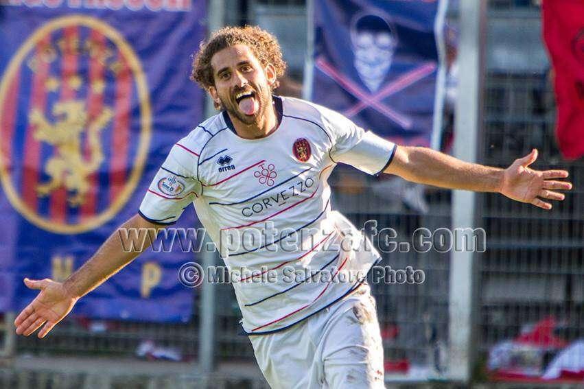 Benevento, insieme a mister Caserta arriva l'esonero anche l'ex Potenza Gigi Viola