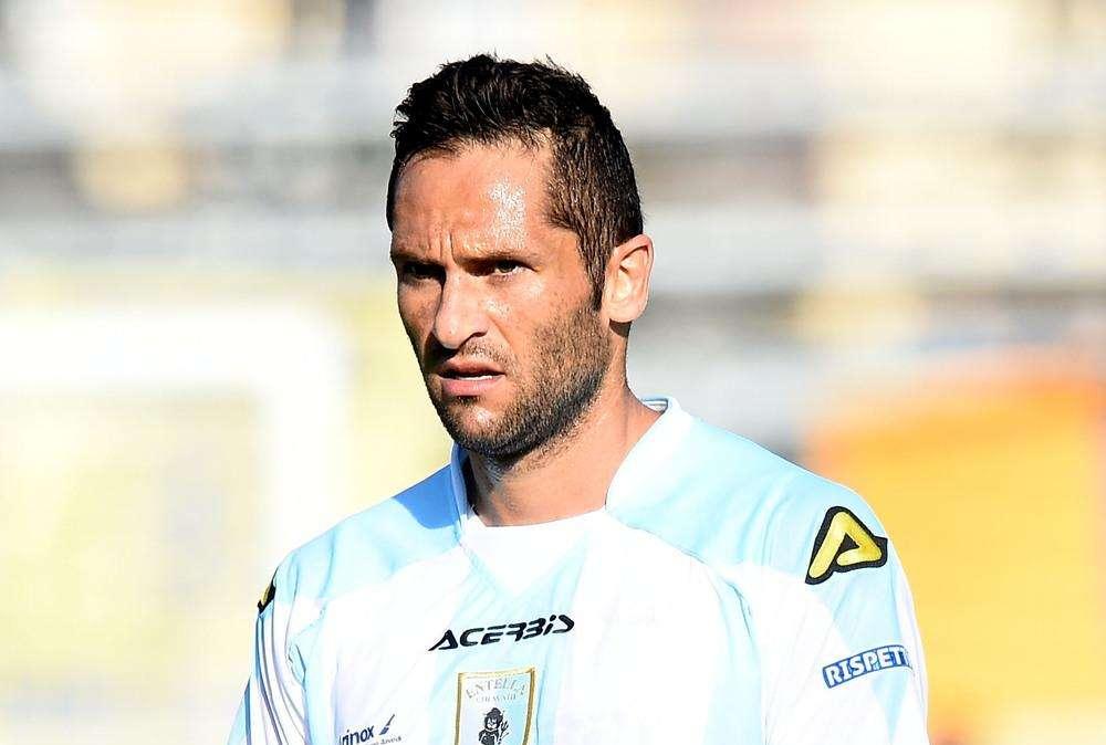 Nel nome del Sanso: "Per il gioco del Pescara l'ex Potenza Lescano è un giocatore troppo importante"