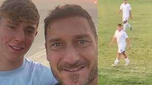 Si è scatenato il body shaming contro il figlio di Totti, ecco perché