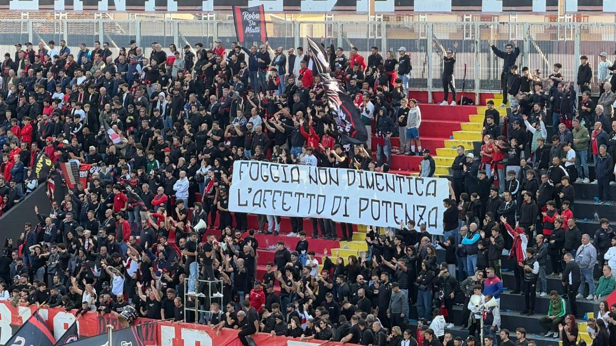Foggia e Potenza oltre il risultato, vince il rispetto nel ricordo delle quattro giovani vite