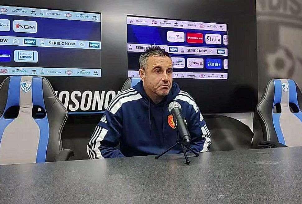 Potenza, mister Marchionni: "Oggi è stato rilevante l'atteggiamento, i ragazzi sono scesi in campo determinati e con la voglia di ottenere un risultato importante"